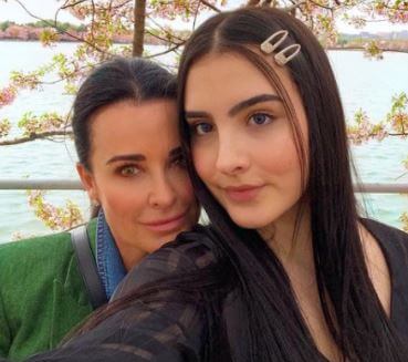 Kyle Richards with her daughter Sophia Umansky